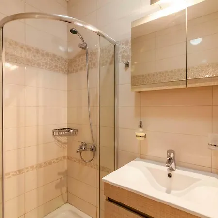 Kantouni Bizi Myranthis Apartment *